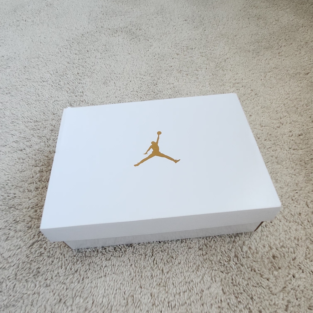 Air Jordan 1 Low SE Homage Split White Black - Picture 8 of 10